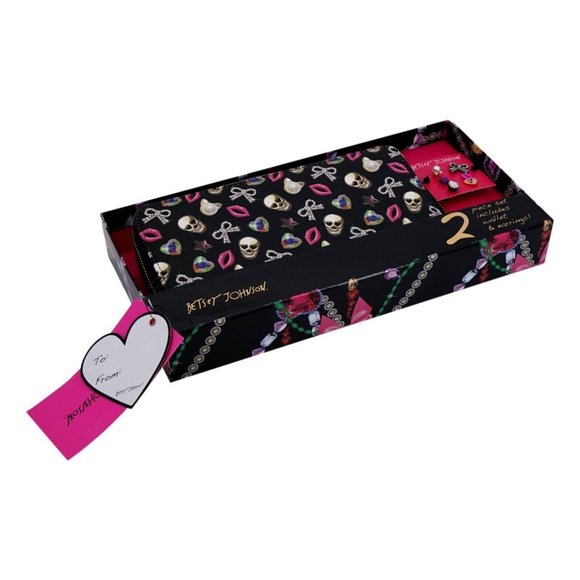 Betsey Johnson 3 Piece set - Wallet & 2 Earrings Pairs of Earrings - Picture 4 of 8